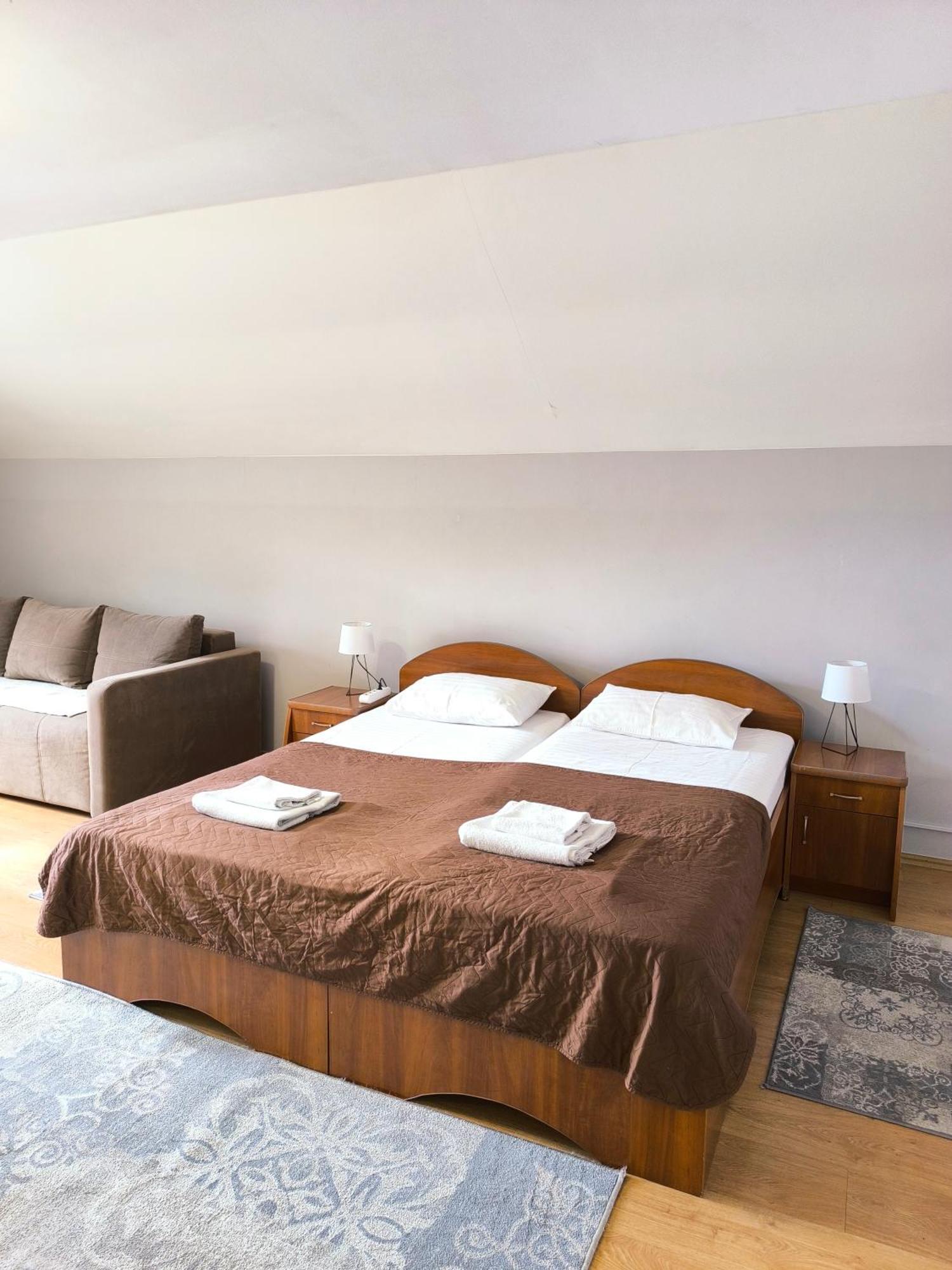 Hotel Delfin Mukacheve Ruang foto