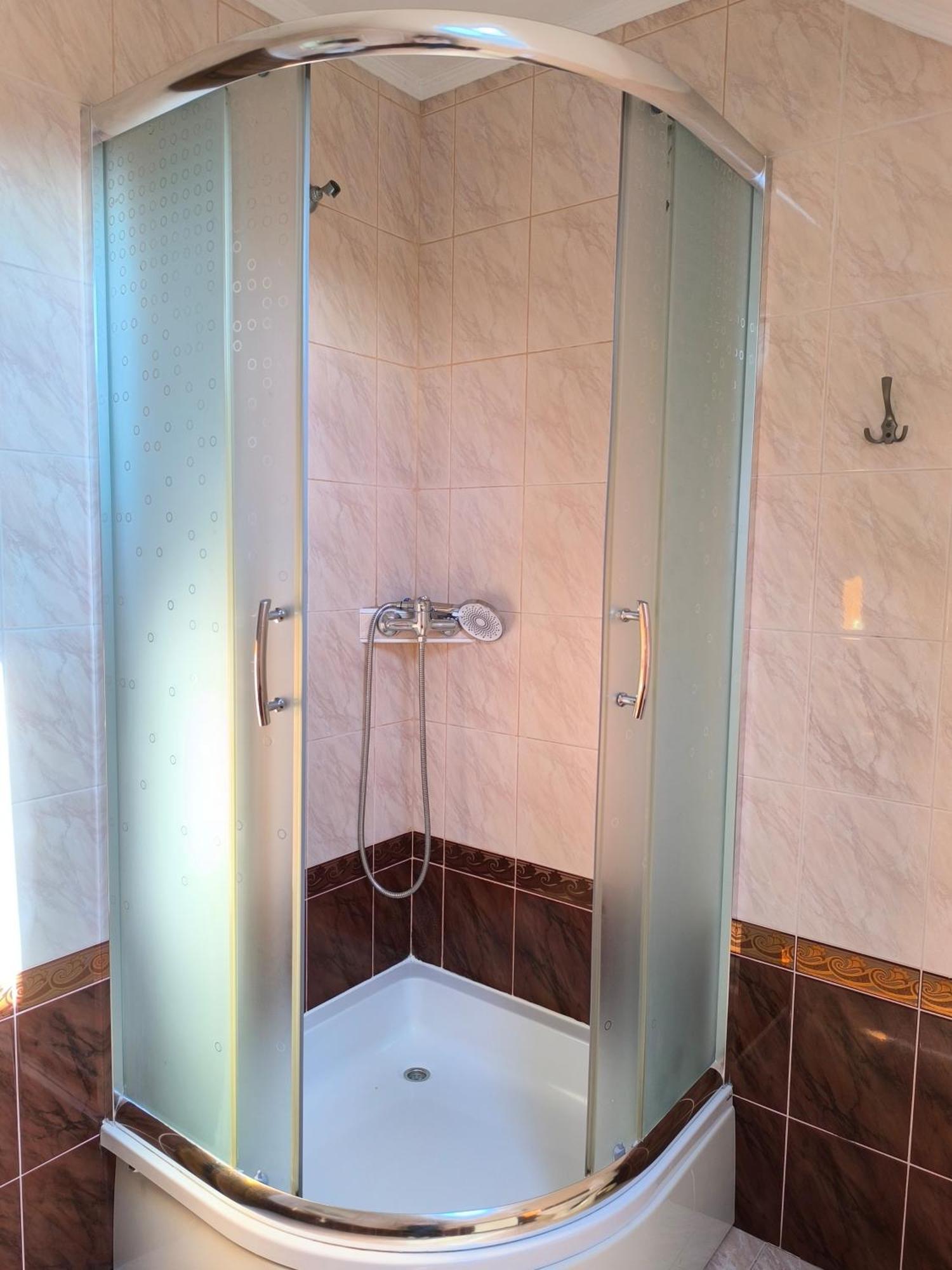 Hotel Delfin Mukacheve Bagian luar foto